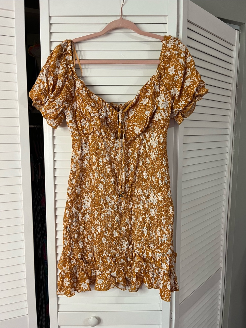 Pink Lilly Mustard Floral Smocked Mini Dress with Puff Sleeves Size L